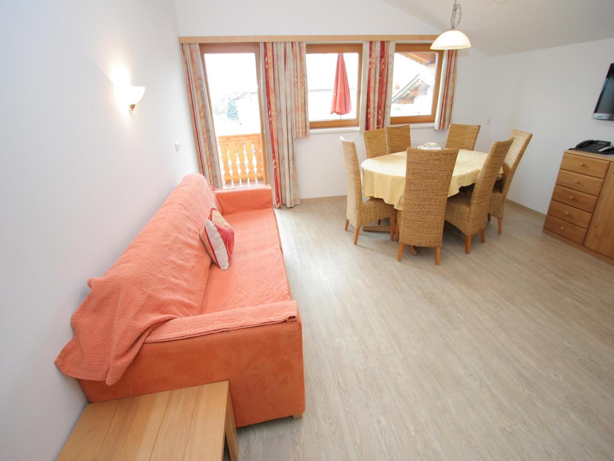 Spacious Apartment In Uderns Near Ski Area Экстерьер фото