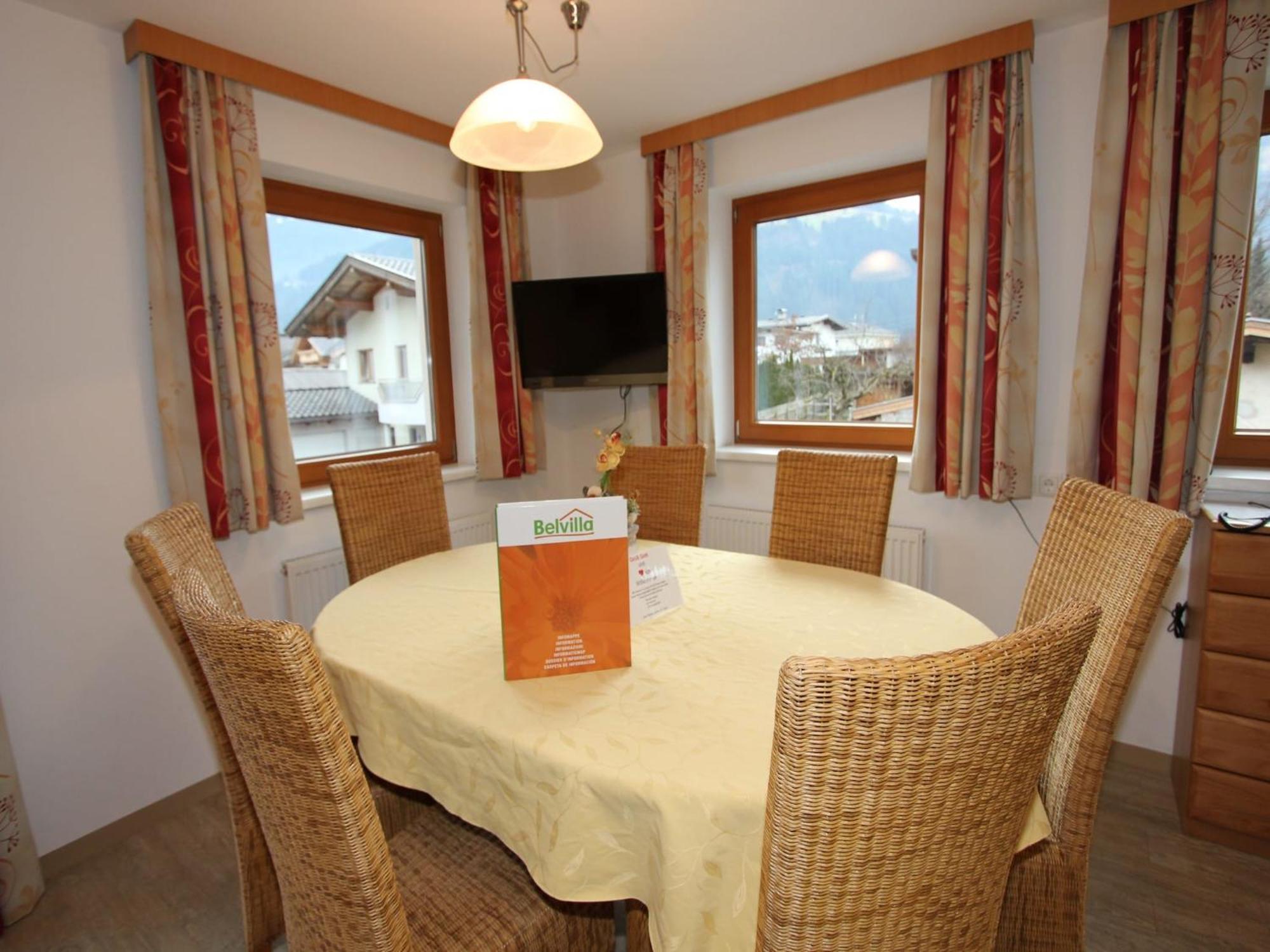 Spacious Apartment In Uderns Near Ski Area Экстерьер фото