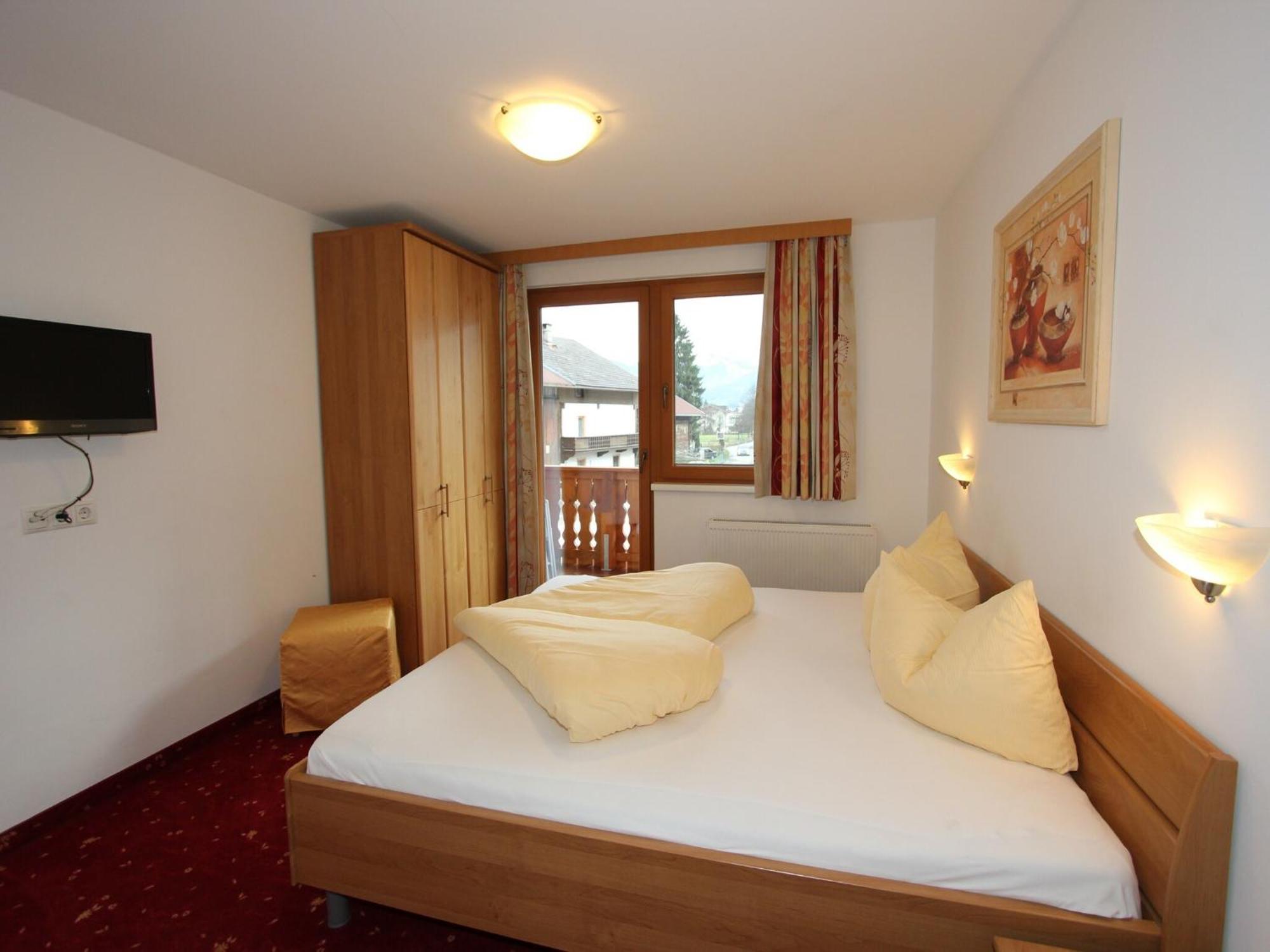 Spacious Apartment In Uderns Near Ski Area Экстерьер фото