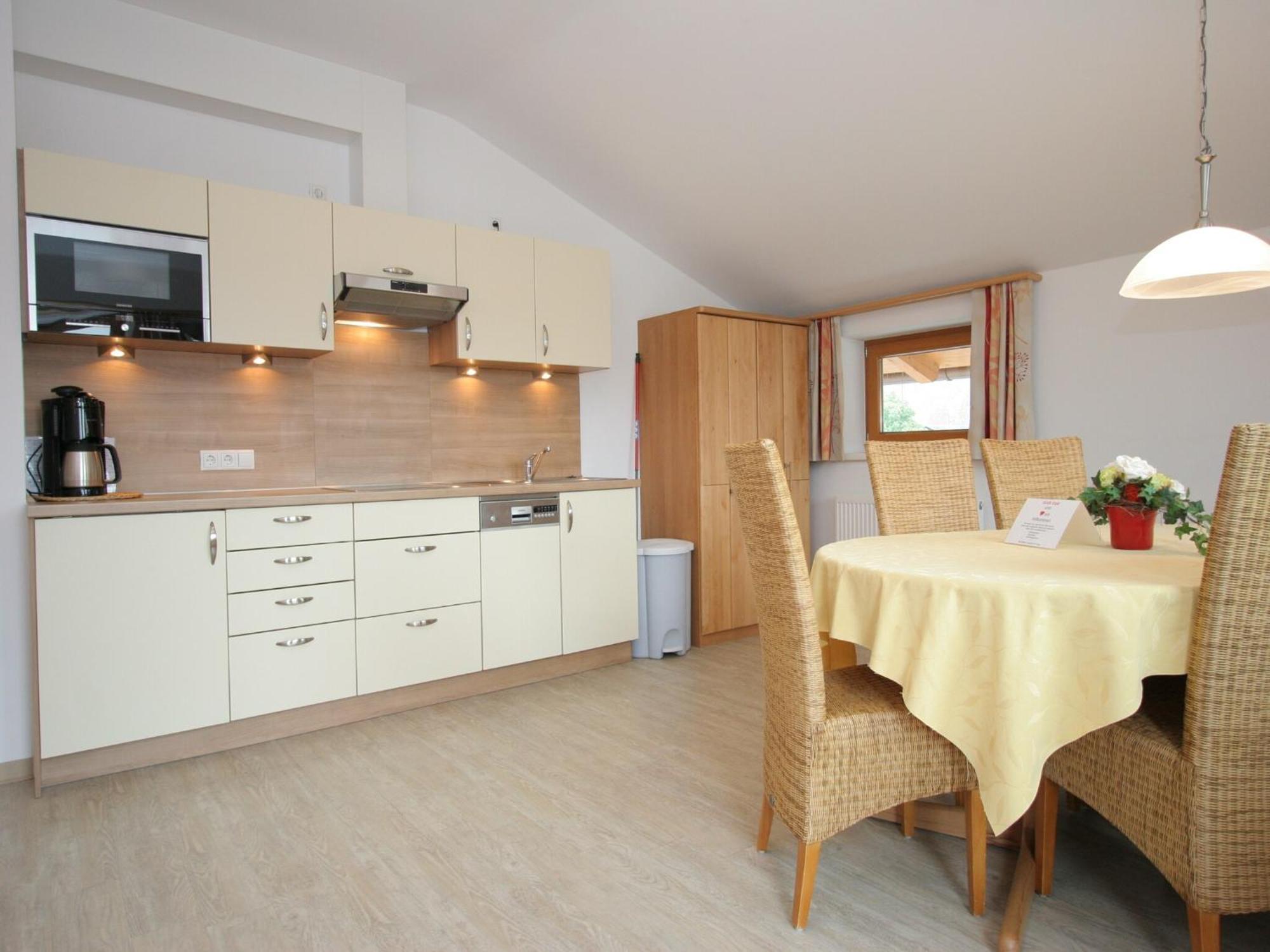 Spacious Apartment In Uderns Near Ski Area Экстерьер фото