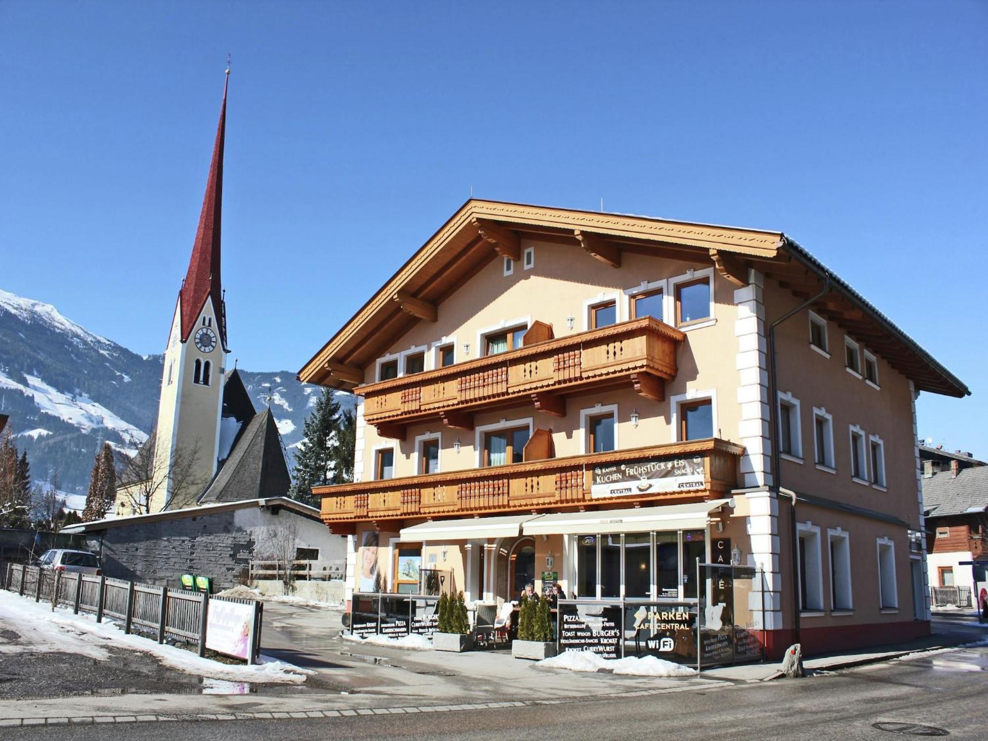 Spacious Apartment In Uderns Near Ski Area Экстерьер фото