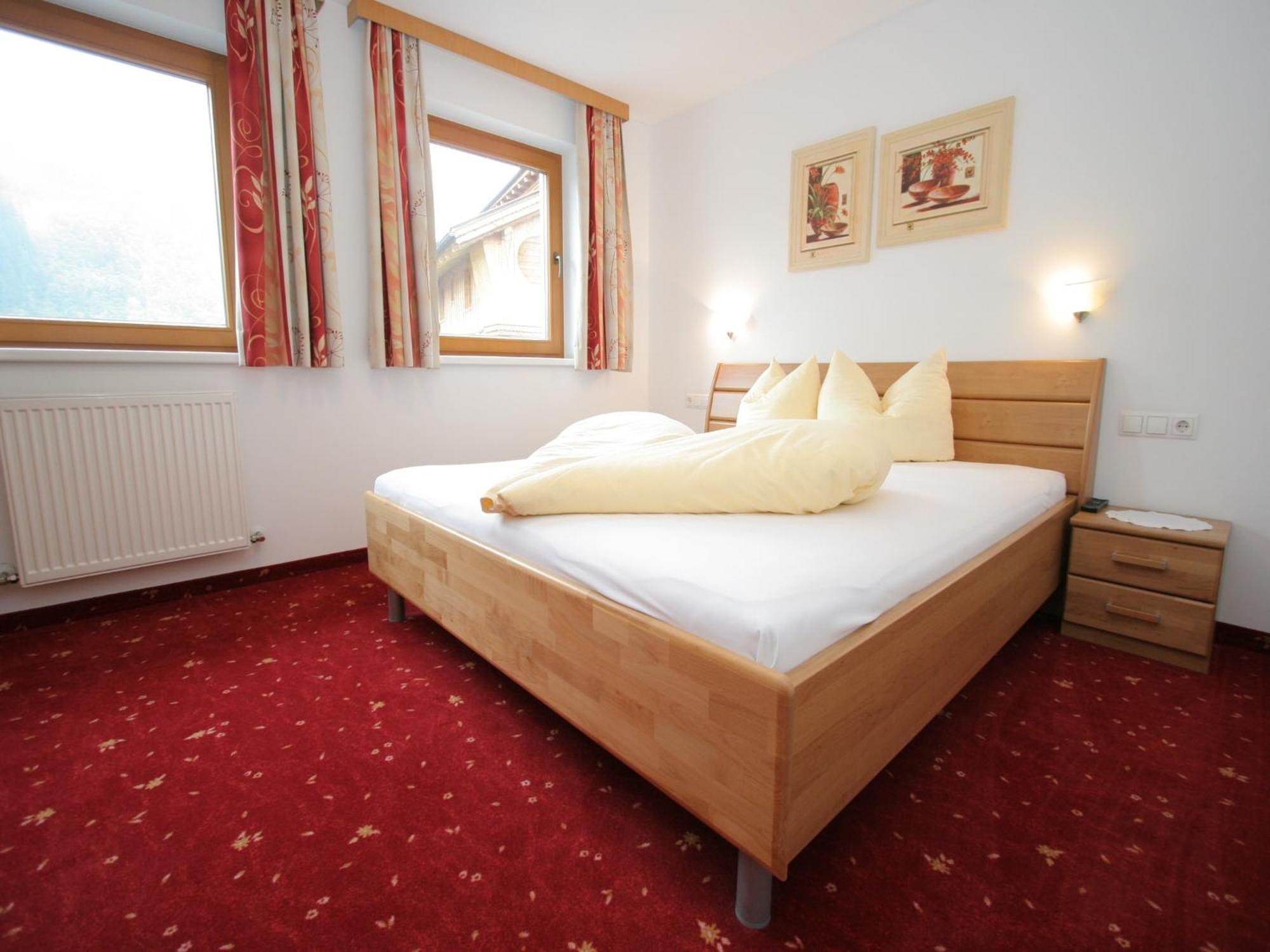 Spacious Apartment In Uderns Near Ski Area Экстерьер фото